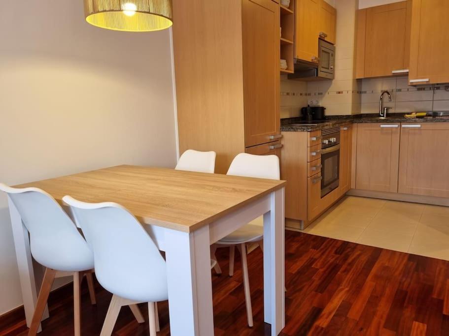 604B - Apartamento Con Garaje Овиедо Екстериор снимка