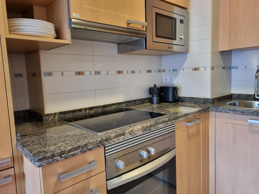 604B - Apartamento Con Garaje Овиедо Екстериор снимка