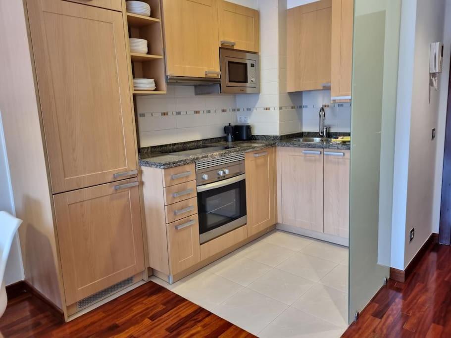 604B - Apartamento Con Garaje Овиедо Екстериор снимка